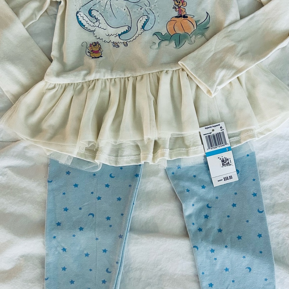 Disney Princess Two Pc. Long-Sleeve Pants Set for Size 5 Girls. - Picture 4 of 14